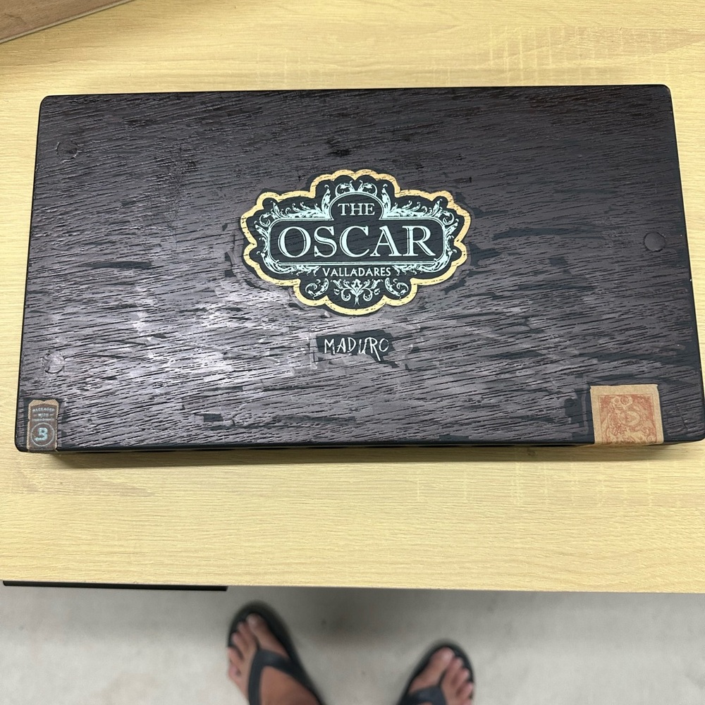 The Oscar Valladares Black Wooden Hinged Top Cigar Box